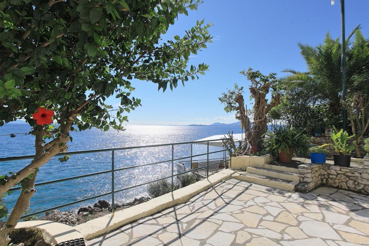 Sea Front Alexandra Appartement Nisaki (Corfu)